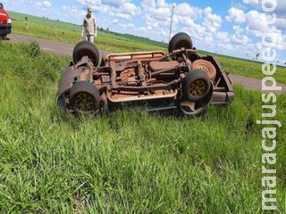 Menina de 9 anos morre após camionete capotar na MS-141 e sair da pista Menina de 9 anos morre após camionete capotar na MS-141 e sair da pista