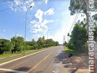 Policiais são atingidos a ‘garrafadas’ e usam balas de borracha para dispersar aglomeração Policiais são atingidos a ‘garrafadas’ e usam balas de borracha para dispersar aglomeração