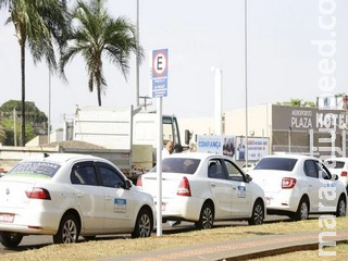 Prefeitura revoga previsão de psicotécnico para motorista de táxi entrar em curso de formação Prefeitura revoga previsão de psicotécnico para motorista de táxi entrar em curso de formação