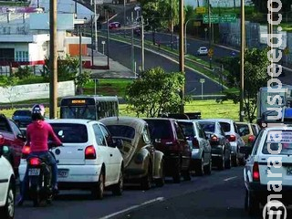 Proposta prevê o parcelamento das multas de trânsito em até 12 vezes Proposta prevê o parcelamento das multas de trânsito em até 12 vezes