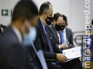 Rede, PDT e PSL formam bloco na Câmara e adiam indicação para comissões Rede, PDT e PSL formam bloco na Câmara e adiam indicação para comissões