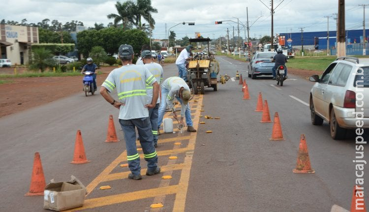 Agetran de Dourados instala nova sinalização em via que dá acesso à UPA Agetran de Dourados instala nova sinalização em via que dá acesso à UPA
