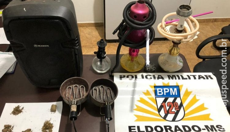 Aniversariante foge após debochar de decreto e fazer festa e convidados são autuados Aniversariante foge após debochar de decreto e fazer festa e convidados são autuados