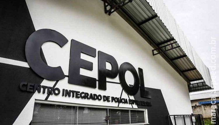 Casal briga na volta para casa e mulher atropela marido em Campo Grande Casal briga na volta para casa e mulher atropela marido em Campo Grande