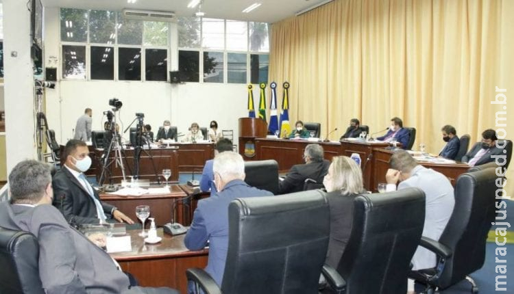 Com emenda, Câmara de Dourados aprova alteração em conselho de controle do Fundeb Com emenda, Câmara de Dourados aprova alteração em conselho de controle do Fundeb