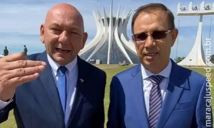 Empresários anunciam doação de 10 milhões de vacinas, mas querem aval a uso privado Empresários anunciam doação de 10 milhões de vacinas, mas querem aval a uso privado