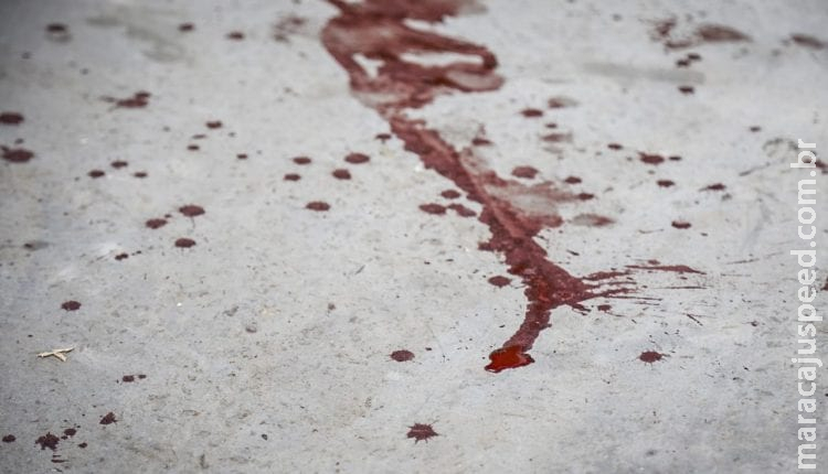 Mesmo ferido, homem foge depois de ser atingido por tiros no Tiradentes