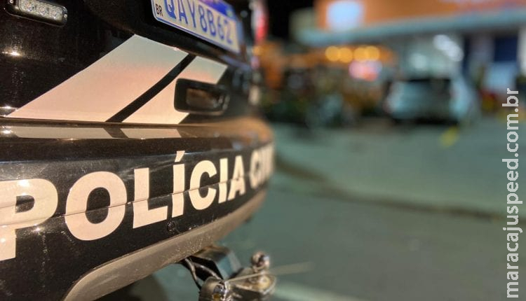 Motorista embriagado causa acidente, tenta fugir e é preso Motorista embriagado causa acidente, tenta fugir e é preso