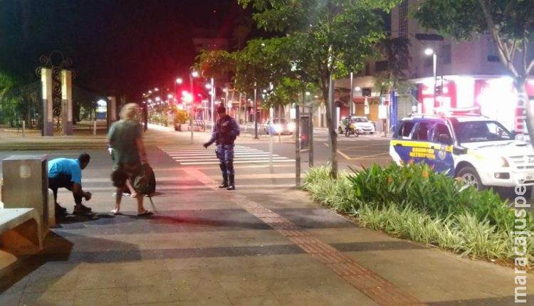 No 1º dia do ‘fecha tudo’, operação fiscaliza 18 estabelecimentos e aborda 27 pessoas No 1º dia do ‘fecha tudo’, operação fiscaliza 18 estabelecimentos e aborda 27 pessoas