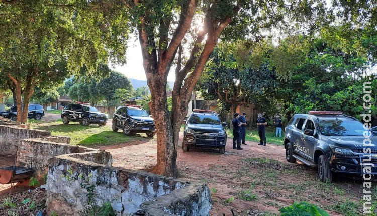 Operação Mirante do Paxixi contra o tráfico prende 4 e apreende armas e munições Operação Mirante do Paxixi contra o tráfico prende 4 e apreende armas e munições