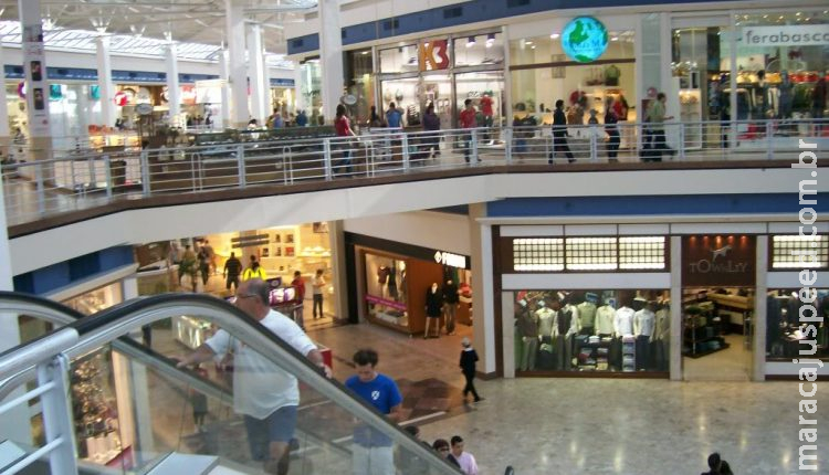 Presidente de associação diz que 90% dos empresários de shoppings passam por dificuldades