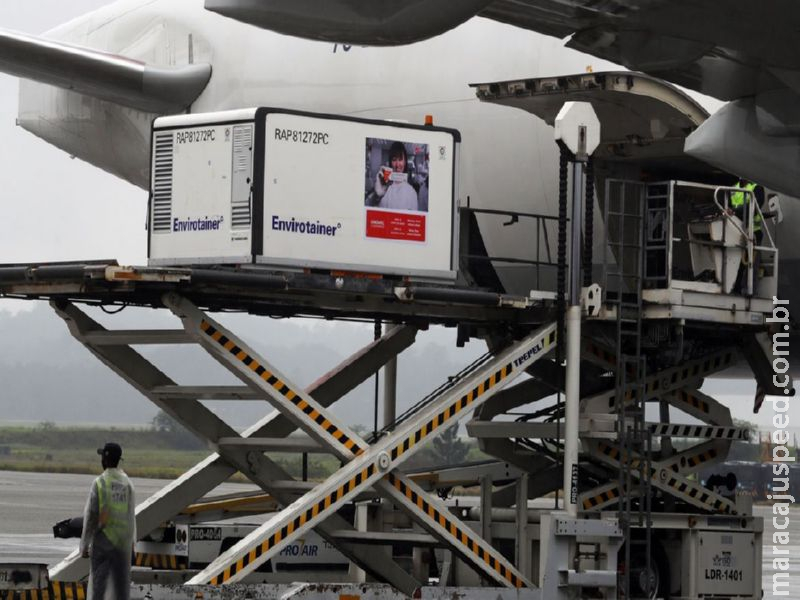 Saúde inicia nova remessa de 2,5 milhões doses da CoronaVac Saúde inicia nova remessa de 2,5 milhões doses da CoronaVac