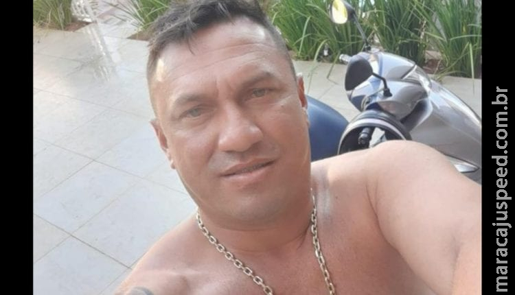 Servente é assassinado a tiros quando chegava em casa após confraternização Servente é assassinado a tiros quando chegava em casa após confraternização