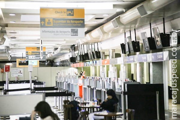 Aeroporto da Capital tem 5 voos nesta segunda-feira Aeroporto da Capital tem 5 voos nesta segunda-feira