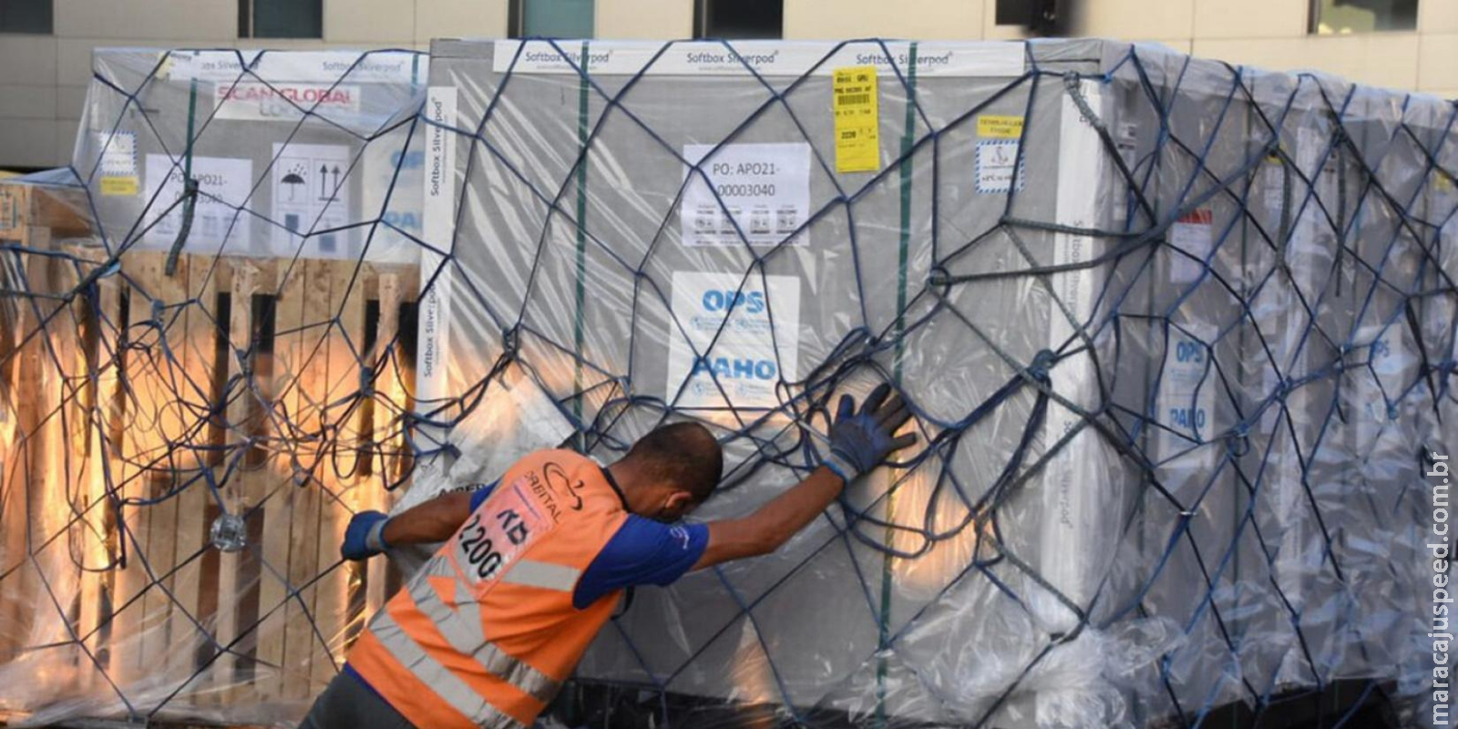 Américas precisam de mais doses de vacinas contra a COVID-19 e mais rápido, afirma diretora da OPAS Américas precisam de mais doses de vacinas contra a COVID-19 e mais rápido, afirma diretora da OPAS