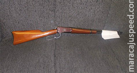 Ao manusear carabina, capataz de fazenda acaba ferido a tiros Ao manusear carabina, capataz de fazenda acaba ferido a tiros