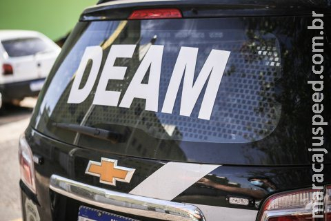 Após ameaçar colocar fogo na ex por causa de ciúmes, homem é preso em flagrante em Campo Grande Após ameaçar colocar fogo na ex por causa de ciúmes, homem é preso em flagrante em Campo Grande