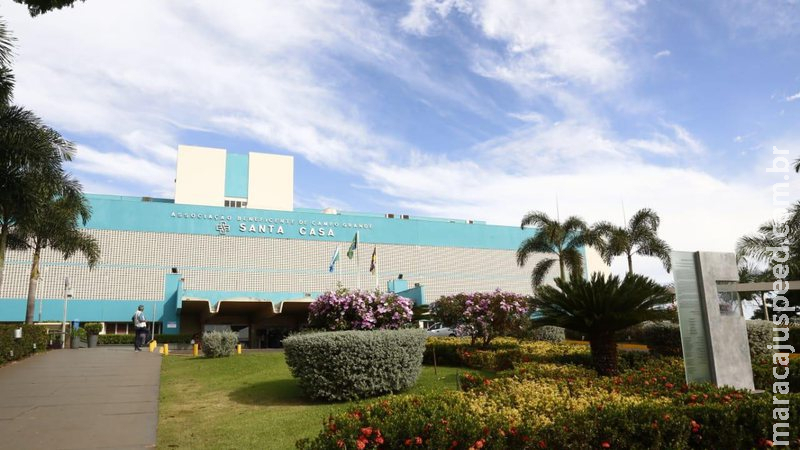 Após sofrer colisão frontal na BR-262, mulher morre na Santa Casa de Campo Grande Após sofrer colisão frontal na BR-262, mulher morre na Santa Casa de Campo Grande