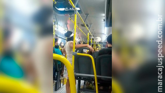 Após vídeo viralizar, família procura por ex-enfermeira com esquizofrenia que recusou usar máscara em ônibus Após vídeo viralizar, família procura por ex-enfermeira com esquizofrenia que recusou usar máscara em ônibus