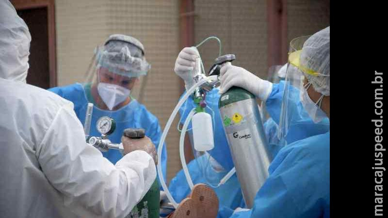 Brasil tem novo recorde, com 3.869 mortes por covid-19 em 24h, diz Conass Brasil tem novo recorde, com 3.869 mortes por covid-19 em 24h, diz Conass