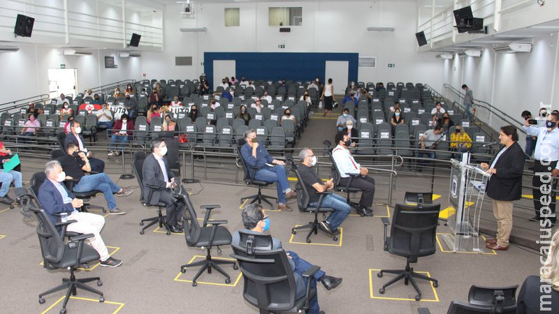 Câmara discute instalação de polo de ensino à distância da UEMS nas Moreninhas Câmara discute instalação de polo de ensino à distância da UEMS nas Moreninhas