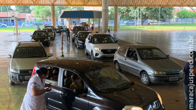 Com mais de 33 mil pessoas vacinadas, Dourados intensifica aplicação da segunda dose Com mais de 33 mil pessoas vacinadas, Dourados intensifica aplicação da segunda dose
