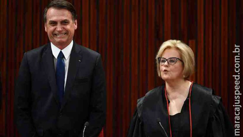 Em decisão, Rosa relembra episódio em que Bolsonaro teve uma pistola roubada Em decisão, Rosa relembra episódio em que Bolsonaro teve uma pistola roubada
