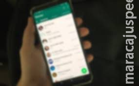 Esposa flagra mensagens em celular de homem e acaba agredida durante a madrugada Esposa flagra mensagens em celular de homem e acaba agredida durante a madrugada
