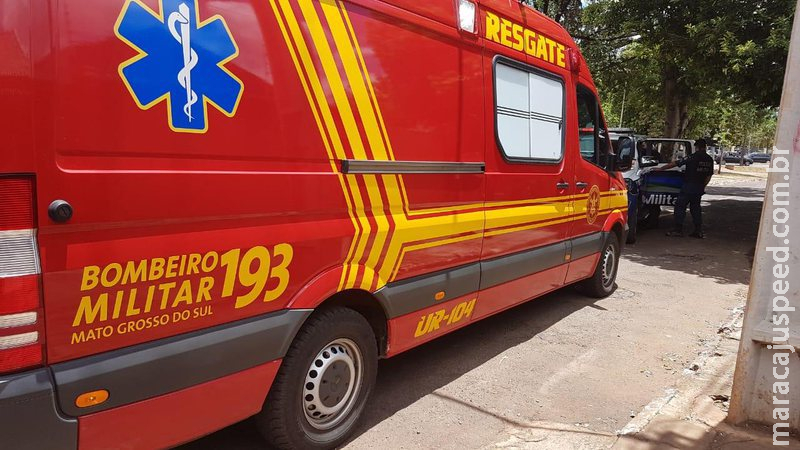 Filho agride mulher com pedaço de ferro após ela se negar a comprar cerveja