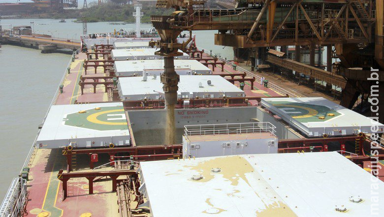 Governo arrecada R$ 216 milhões com licitação de áreas portuárias Governo arrecada R$ 216 milhões com licitação de áreas portuárias