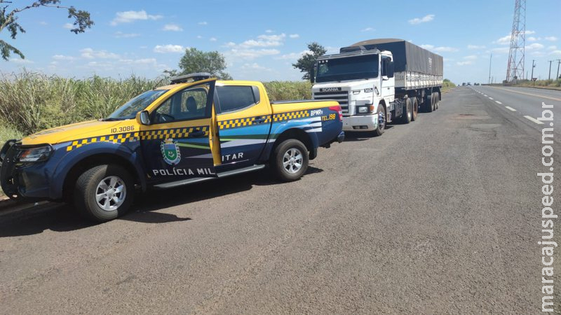 Homem é preso na BR-163 com mais de 700 kg de maconha escondida em carreta Homem é preso na BR-163 com mais de 700 kg de maconha escondida em carreta