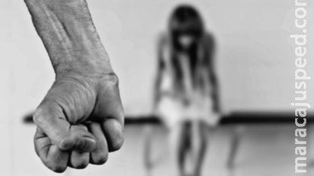 Homem que vivia ‘casado’ com a própria filha é preso após polícia investigar agressão contra criança Homem que vivia ‘casado’ com a própria filha é preso após polícia investigar agressão contra criança