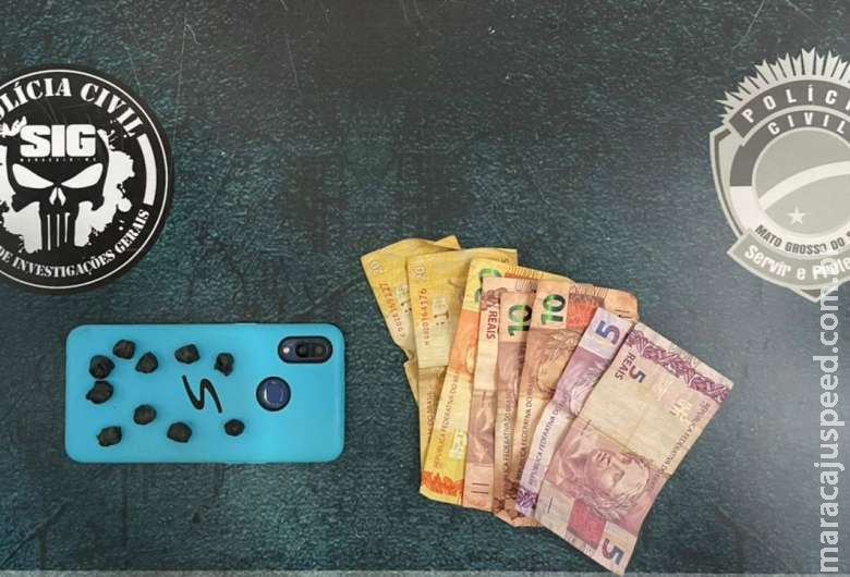 Jovem que comercializava cocaína é preso em "boca de fumo" Jovem que comercializava cocaína é preso em "boca de fumo"