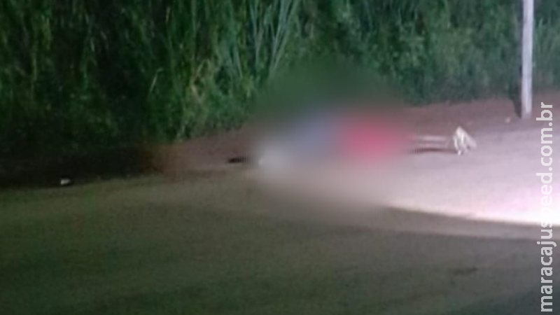 Jovens são executados com 15 tiros durante caminhada por dupla em moto em MS