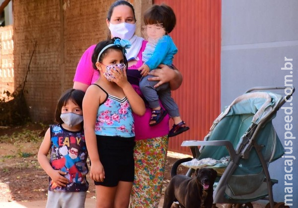 No auge da pandemia, Justiça determina reintegração de posse deixando 40 famílias sem moradia em Dourados No auge da pandemia, Justiça determina reintegração de posse deixando 40 famílias sem moradia em Dourados