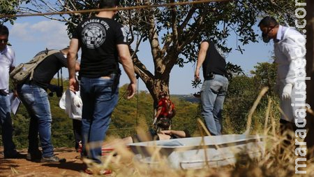 Perícia aponta que desovado no Inferninho foi asfixiado; suspeitos são presos e companheiro de um deles morre em casa Perícia aponta que desovado no Inferninho foi asfixiado; suspeitos são presos e companheiro de um deles morre em casa