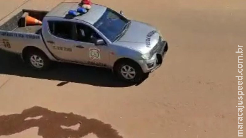 Perseguição em cidade de MS termina no Paraguai com seis presos pela polícia Perseguição em cidade de MS termina no Paraguai com seis presos pela polícia