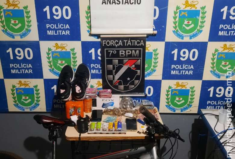 Polícia Civil e Força Tática prendem traficante em Deodápolis Polícia Civil e Força Tática prendem traficante em Deodápolis