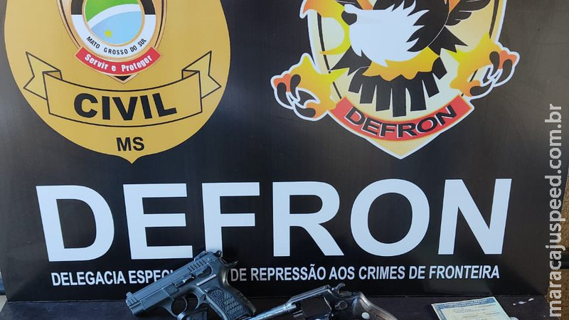 Polícia prende dois homens com pistola, revólver e 822 kg de maconha