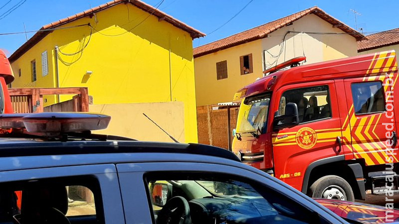 Policial Militar resgata três crianças presas em apartamento em chamas no Universitário Policial Militar resgata três crianças presas em apartamento em chamas no Universitário