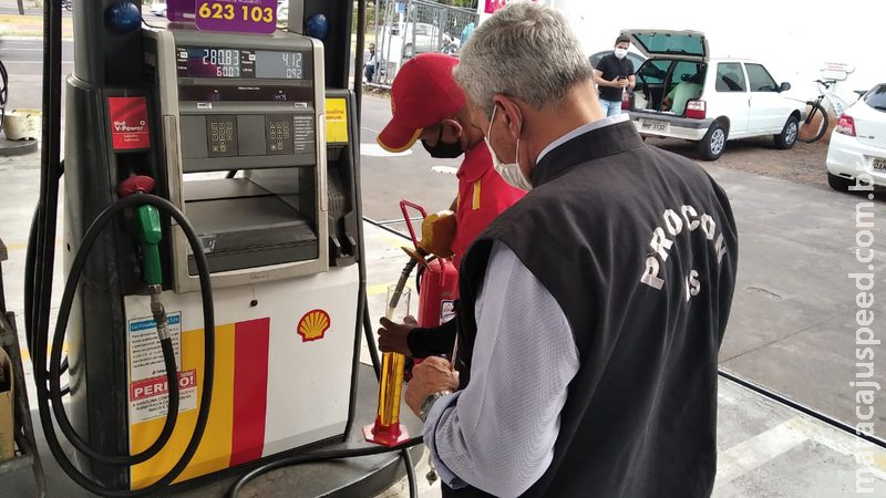 Postos de combustível de Campo Grande são autuados por vender gasolina 10% mais cara Postos de combustível de Campo Grande são autuados por vender gasolina 10% mais cara