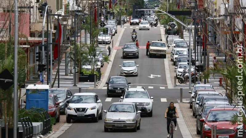 Prefeitura abre licitação de R$ 1,2 milhão para comprar materiais de sinalização em Campo Grande Prefeitura abre licitação de R$ 1,2 milhão para comprar materiais de sinalização em Campo Grande