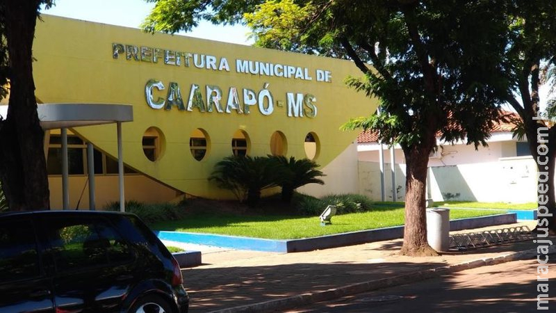 Prefeitura de Caarapó determina volta dos servidores ao regime presencial Prefeitura de Caarapó determina volta dos servidores ao regime presencial