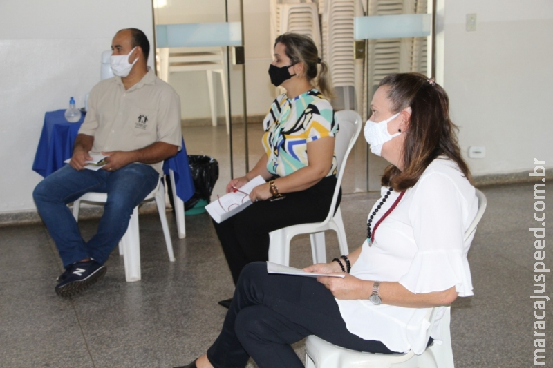 SECRETÁRIA DE EDUCAÇÃO APRESENTA POSSÍVEIS FORMATOS PARA A VOLTA ÀS AULAS PRESENCIAIS