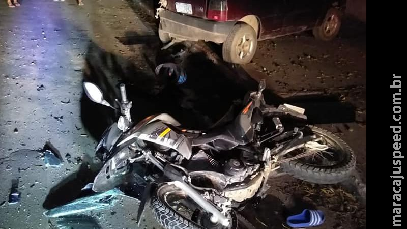 Soldado morre após bater moto em carro estacionado em MS Soldado morre após bater moto em carro estacionado em MS