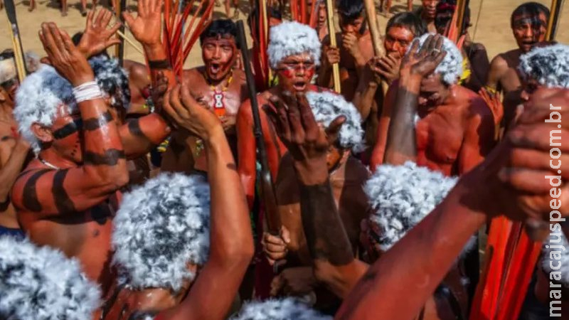 Alvos de ataques de garimpeiros há uma semana, índios Yanomami pedem socorro Alvos de ataques de garimpeiros há uma semana, índios Yanomami pedem socorro