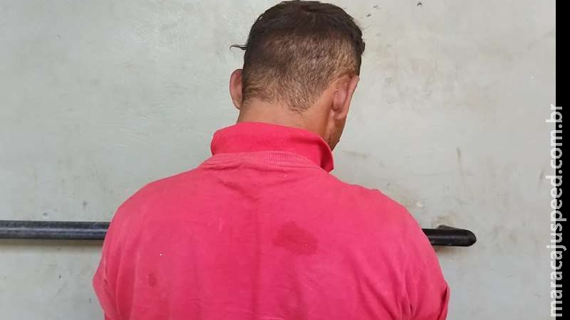 Apaixonado: Rapaz furta objetos em presídio para ser preso e reencontrar marido Apaixonado: Rapaz furta objetos em presídio para ser preso e reencontrar marido