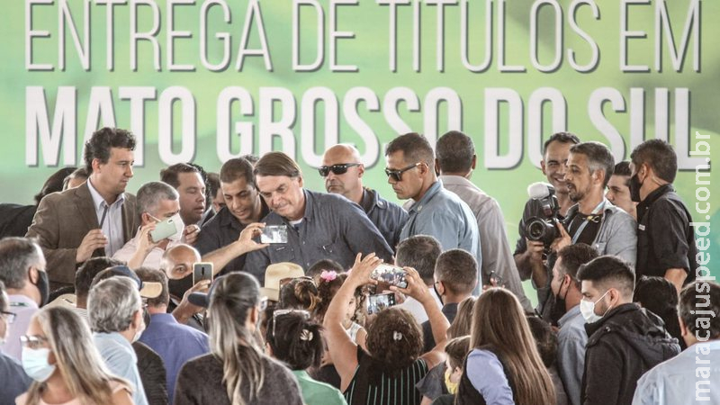 Bolsonaro alfineta Reinaldo sobre ICMS que deixa gasolina mais cara em Mato Grosso do Sul