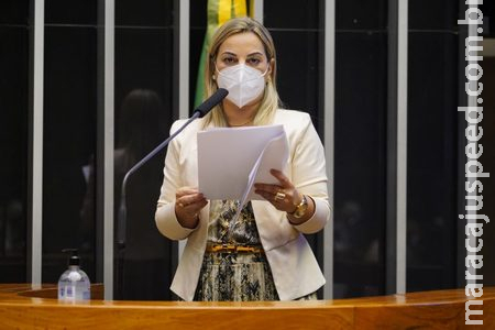 Câmara aprova aumento da pena mínima para feminicídio Câmara aprova aumento da pena mínima para feminicídio