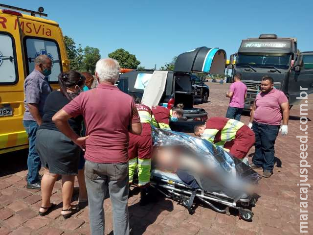 Caminhoneiro oferece ajuda e morre prensado por carreta de amigo na BR-163 Caminhoneiro oferece ajuda e morre prensado por carreta de amigo na BR-163